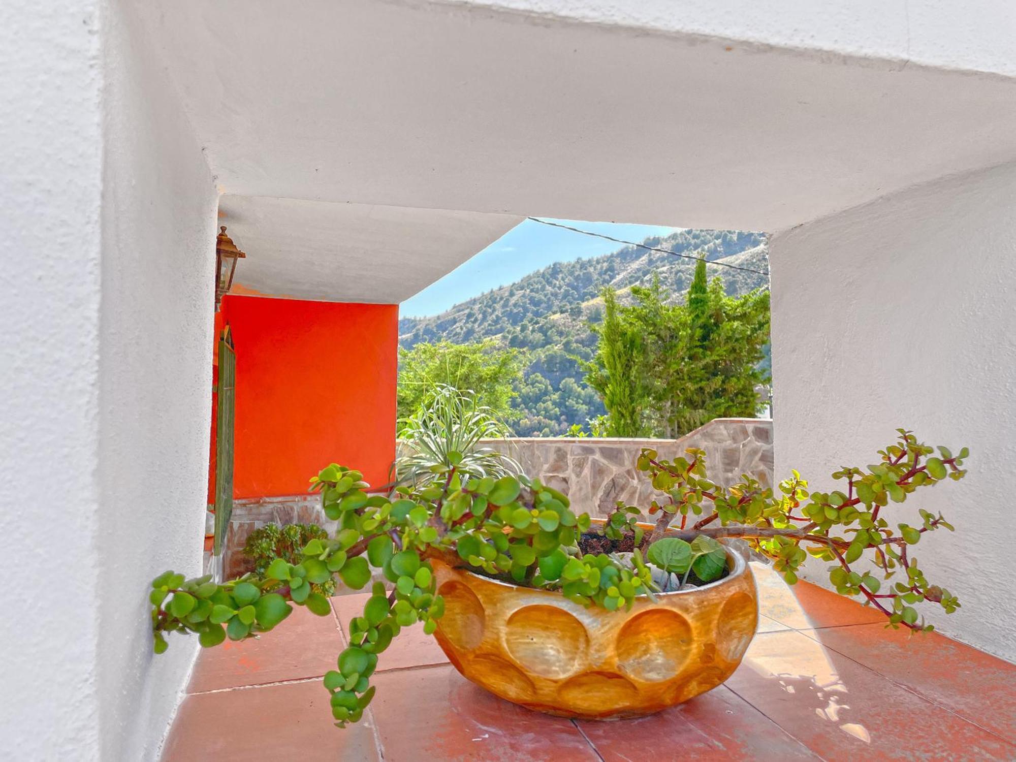 Alvarez Villa *